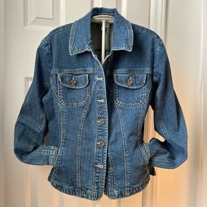Women’s Denim Jean Jacket Size Medium